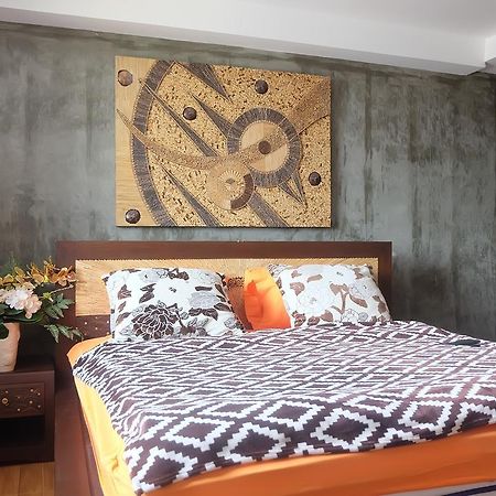 Iris Hostel Chiang Mai Zewnętrze zdjęcie