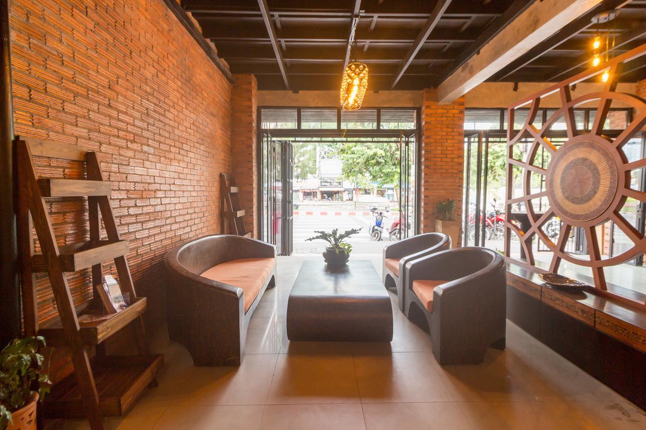 Iris Hostel Chiang Mai Zewnętrze zdjęcie